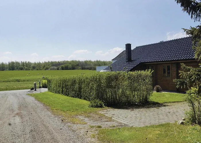 Four-bedroom In Hébergement de vacances